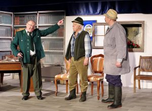 "Der Landgendarm" ein lustiges Lustspiel über Doppelrollen, einen Gendarm und seine Braut.